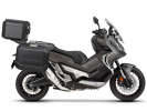 Kompletná sada čiernych hliníkových kufrov SHAD TERRA BLACK , 37 litrov vrchný kufor, 36/36 litrov bočné kufre, vrátane montážnej sady a platni SHAD HONDA X-ADV 750