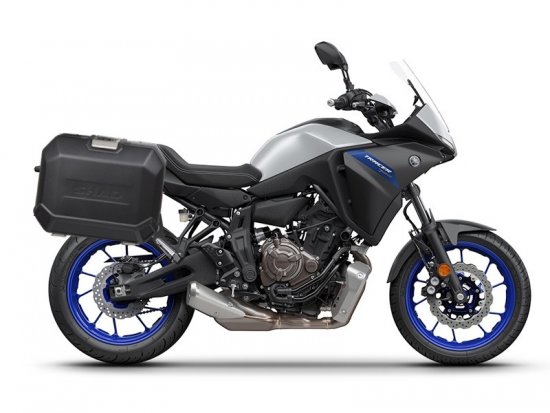 Kompletná sada bočných čiernych hliníkových kufrov SHAD TERRA BLACK , 36L/36/ bočné kufre, vrátane montážnej sady SHAD YAMAHA MT-07 Tracer / Tracer 700